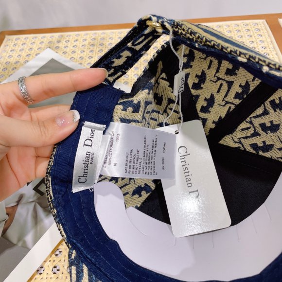Dior - Бейсболка кепка OR_2504DI7 Dior - Бейсболка кепка OR_2504DI7