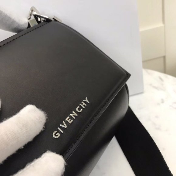 Givenchy Pandora Женская сумка- мессенджер GI_1002GI4