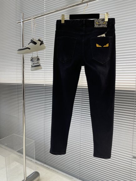 Fendi - Мужские штаны джинсы TJ_2310FE4 Fendi - Мужские штаны джинсы TJ_2310FE4