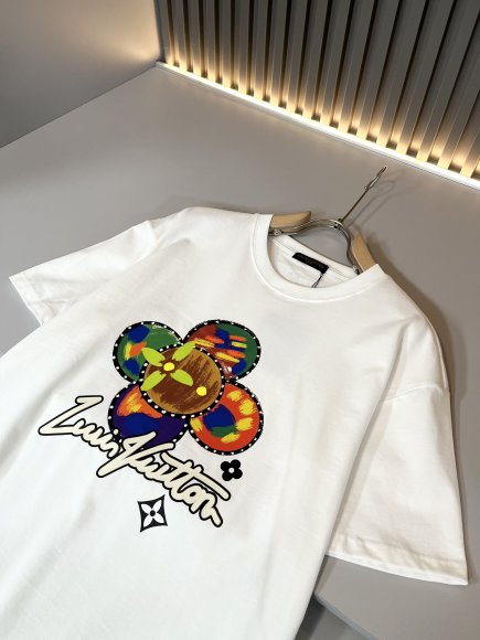 Louis Vuitton - Мужская футболка майка DF_3005LV4