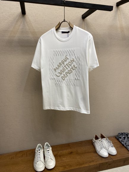 Louis Vuitton Signature - Мужская футболка майка DZ_0307LV4 Louis Vuitton Signature - Мужская футболка майка DZ_0307LV4