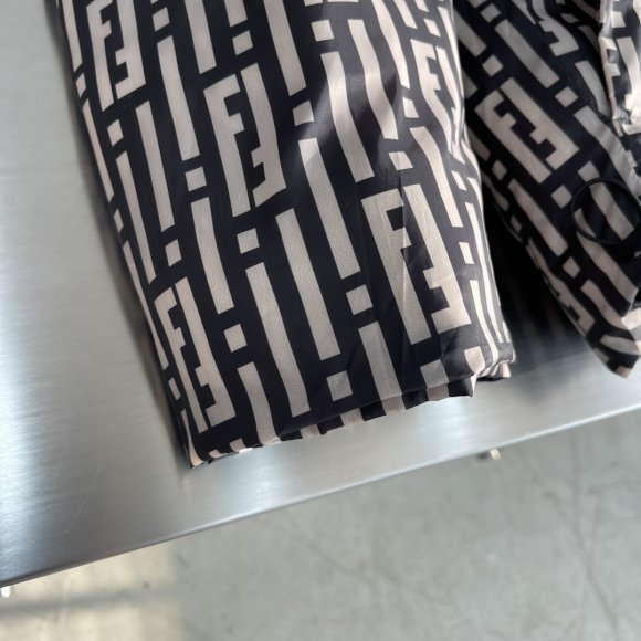 Fendi - Мужская двусторонняя куртка пуховик TJ_0612FE1