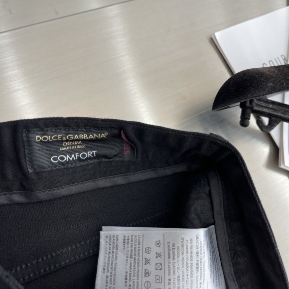 Dolce & Gabbana - Мужские джинсовые шорты TJ_2006DG3 Dolce & Gabbana - Мужские джинсовые шорты TJ_2006DG3