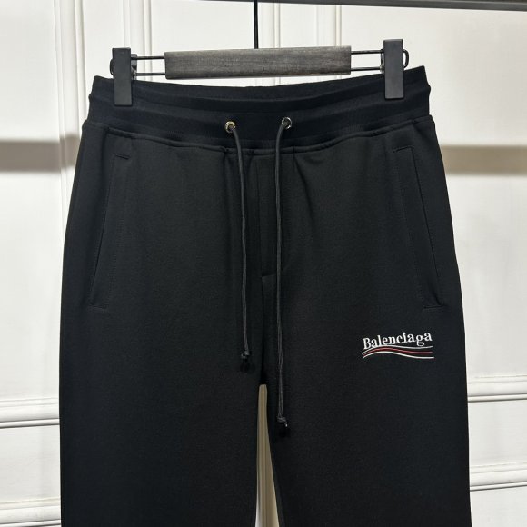 Balenciaga - Мужской спортивный костюм KN_2509BA6 Balenciaga - Мужской спортивный костюм KN_2509BA6