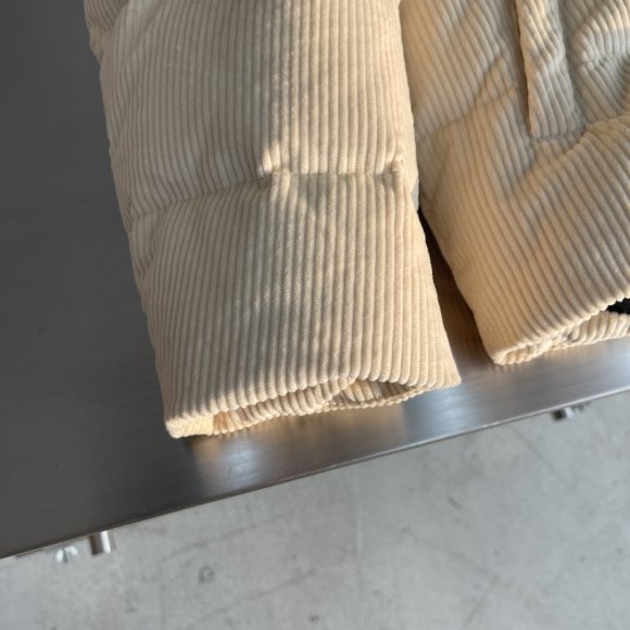 Prada - Мужская вельветовая куртка пуховик TJ_2310PR6 Prada - Мужская вельветовая куртка пуховик TJ_2310PR6