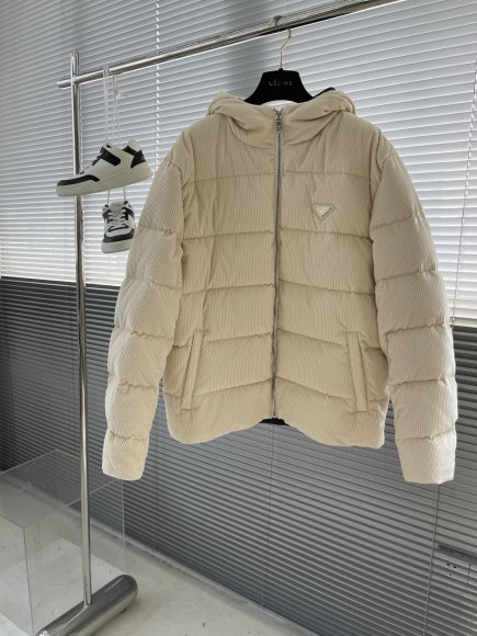 Prada - Мужская вельветовая куртка пуховик TJ_2310PR6 Prada - Мужская вельветовая куртка пуховик TJ_2310PR6