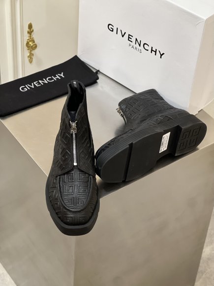 Givenchy - Мужские ботинки BL_2712GI6