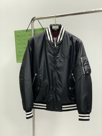 Gucci - Мужская двусторонняя куртка ветровка бомбер TI_1209GU Gucci - Мужская двусторонняя куртка ветровка бомбер TI_1209GU