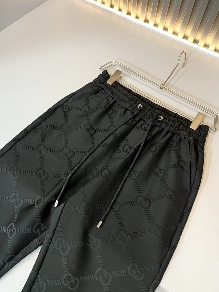 Gucci - Мужской спортивный костюм DF_2609GU9