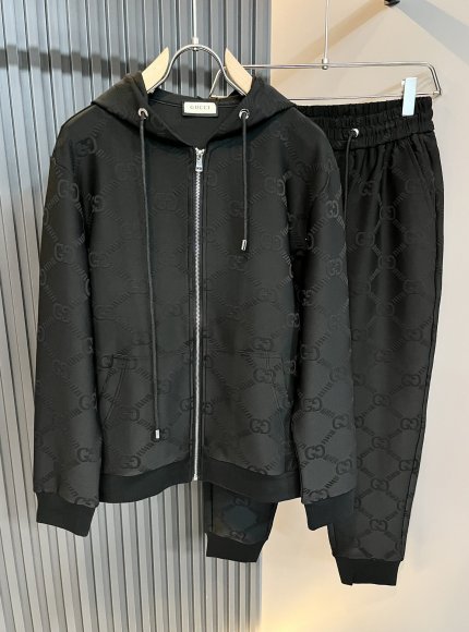 Gucci - Мужской спортивный костюм DF_2609GU9