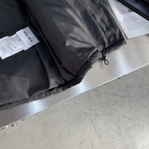 Miu Miu - Мужская куртка пуховик TJ_0612MM3