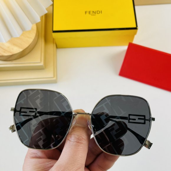 Fendi очки K2_1002FE4 Fendi очки K2_1002FE4