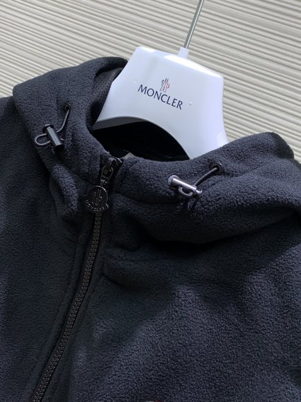 Moncler - Мужская кофта толстовка куртка TJ_2712MO1 Moncler - Мужская кофта толстовка куртка TJ_2712MO1