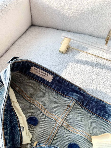 Burberry - Мужские штаны джинсы DF_1101BU8 Burberry - Мужские штаны джинсы DF_1101BU8