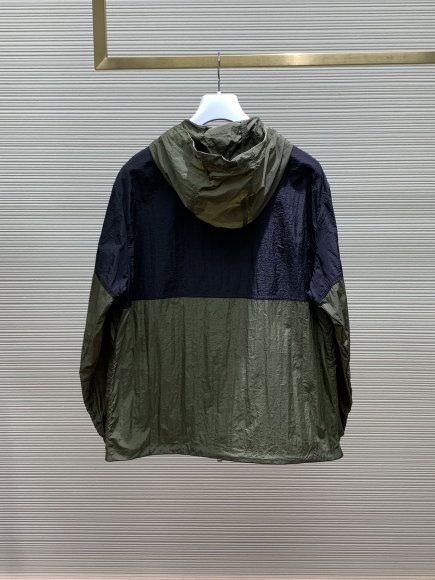 Moncler - Мужская куртка ветровка TI_2307MO1 Moncler - Мужская куртка ветровка TI_2307MO1