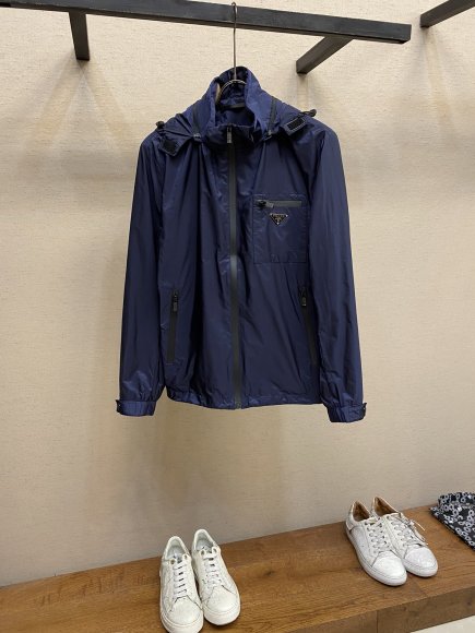 Prada - Мужская ветровка куртка DZ_0508PR9 Prada - Мужская ветровка куртка DZ_0508PR9