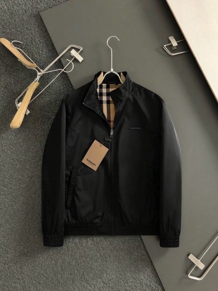 Burberry - Мужская куртка ветровка DF_1010BU1