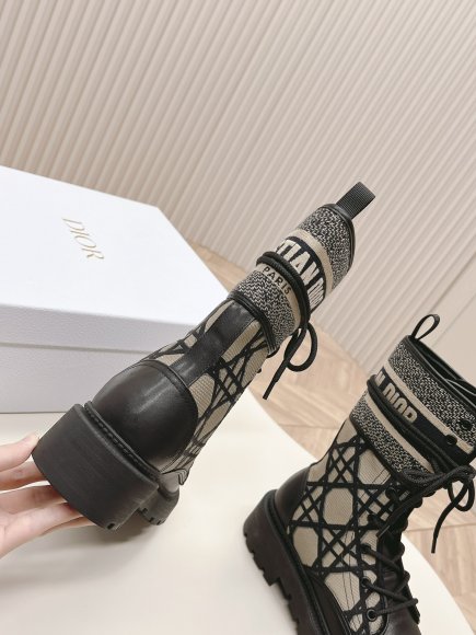 Dior D-Major - Женские зимние ботинки берцы MO_2510DI5 Dior D-Major - Женские зимние ботинки берцы MO_2510DI5