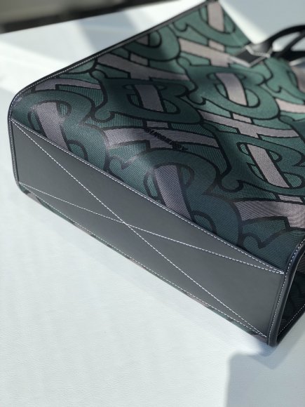 Burberry Сумка тоут BU_1105BU3 Burberry Сумка тоут BU_1105BU3