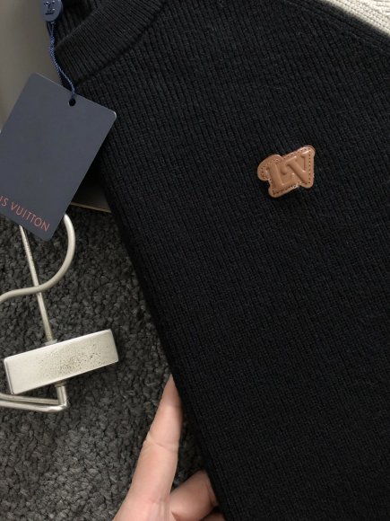 Louis Vuitton - Мужская кофта свитер DF_1401LV2