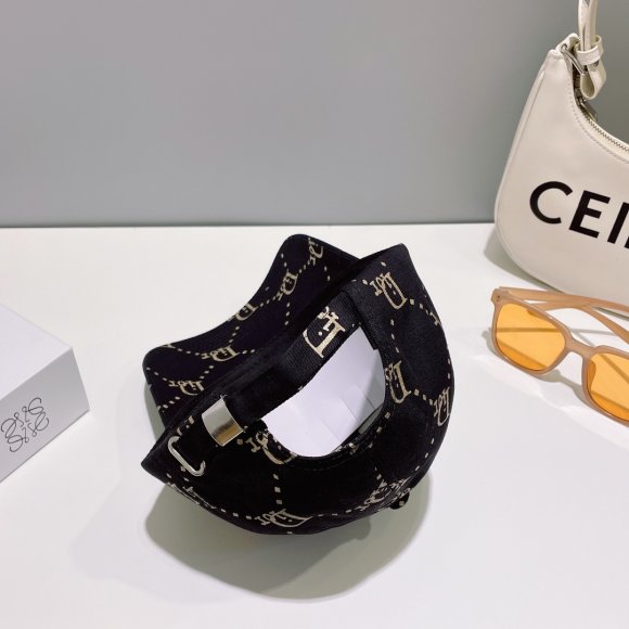 Dior - Бейсболка кепка OR_2504DI10 Dior - Бейсболка кепка OR_2504DI10