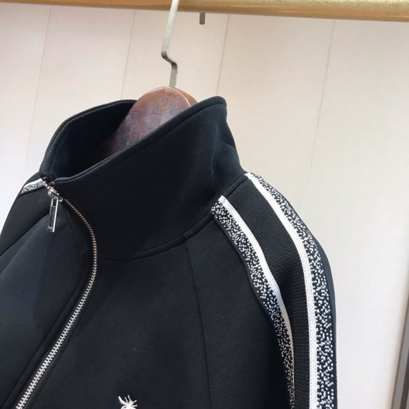 Dior - Женский спортивный костюм TO_2410DI1 Dior - Женский спортивный костюм TO_2410DI1