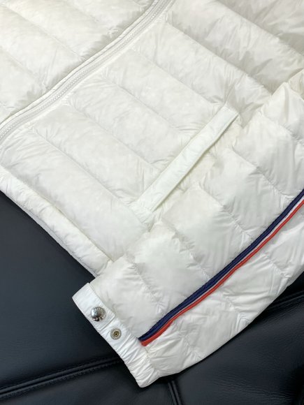 Moncler - Мужская куртка пуховик TI_1111MO7