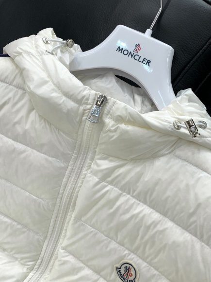 Moncler - Мужская куртка пуховик TI_1111MO7 Moncler - Мужская куртка пуховик TI_1111MO7