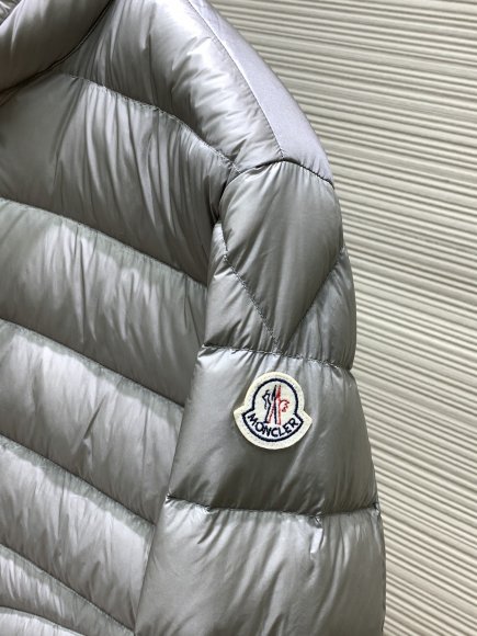 Moncler - Мужская куртка пуховик TI_2211MO8 Moncler - Мужская куртка пуховик TI_2211MO8