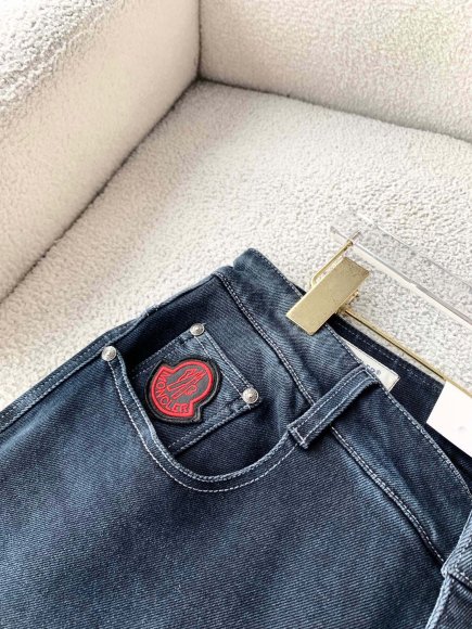 Moncler - Мужские штаны джинсы DF_1101MO11 Moncler - Мужские штаны джинсы DF_1101MO11