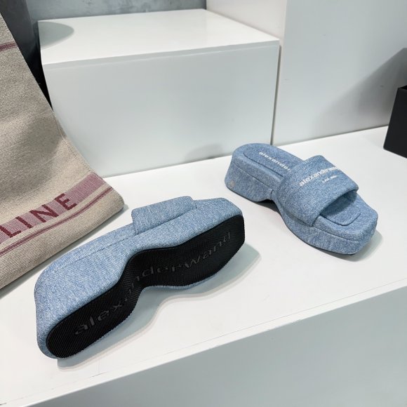 Alexander Wang - Женские шлепанцы сандалии AY_1203AW2 Alexander Wang - Женские шлепанцы сандалии AY_1203AW2