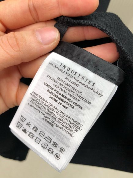 Moncler - Мужская футболка майка DZ_2102MO4 Moncler - Мужская футболка майка DZ_2102MO4