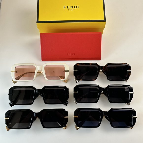 Fendi - Солнцезащитные очки K2_2207FE6 Fendi - Солнцезащитные очки K2_2207FE6