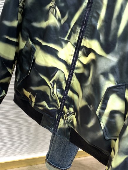 Louis Vuitton - Мужская куртка бомбер TI_0709LV4 Louis Vuitton - Мужская куртка бомбер TI_0709LV4