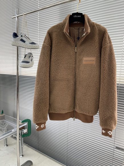 Louis Vuitton - Мужская кофта куртка TJ_0612LV8 Louis Vuitton - Мужская кофта куртка TJ_0612LV8