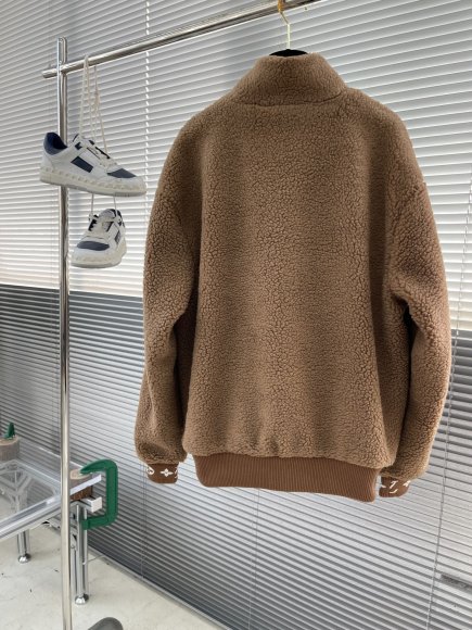 Louis Vuitton - Мужская кофта куртка TJ_0612LV8 Louis Vuitton - Мужская кофта куртка TJ_0612LV8