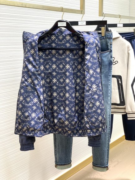 Louis Vuitton - Мужская куртка ветровка бомбер TI_0709LV5