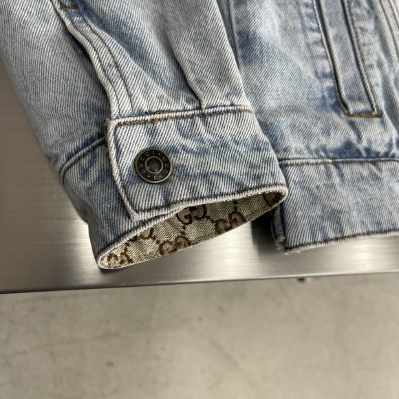 Gucci - Мужская двухсторонняя джинсовая рубашка куртка TJ_0608GU1 Gucci - Мужская двухсторонняя джинсовая рубашка куртка TJ_0608GU1