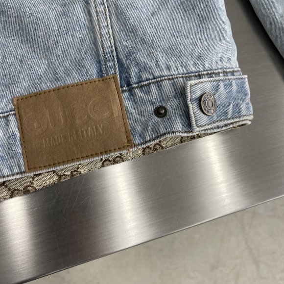 Gucci - Мужская двухсторонняя джинсовая рубашка куртка TJ_0608GU1 Gucci - Мужская двухсторонняя джинсовая рубашка куртка TJ_0608GU1