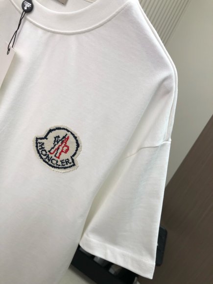 Moncler - Мужская футболка майка DZ_2102MO7 Moncler - Мужская футболка майка DZ_2102MO7