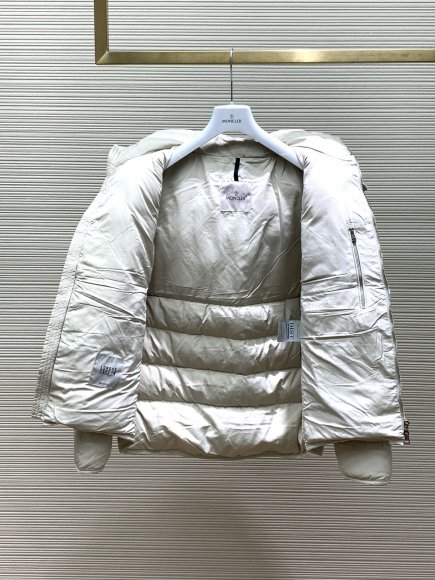 Moncler - Мужская куртка пуховик TJ_2712MO7 Moncler - Мужская куртка пуховик TJ_2712MO7
