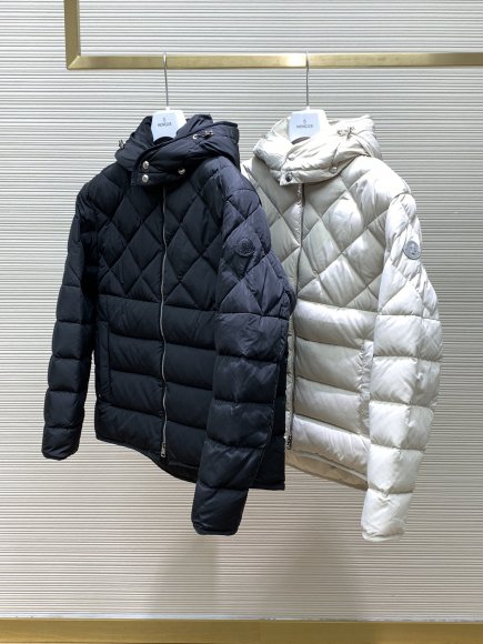 Moncler - Мужская куртка пуховик TJ_2712MO7