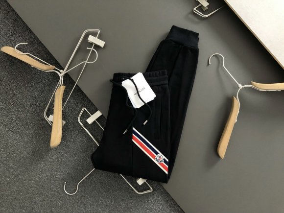 Moncler - Мужские спортивные штаны DF_1010MO4