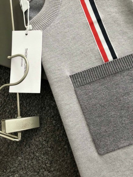 Thom Browne - Мужская кофта свитер DF_1401TB7 Thom Browne - Мужская кофта свитер DF_1401TB7