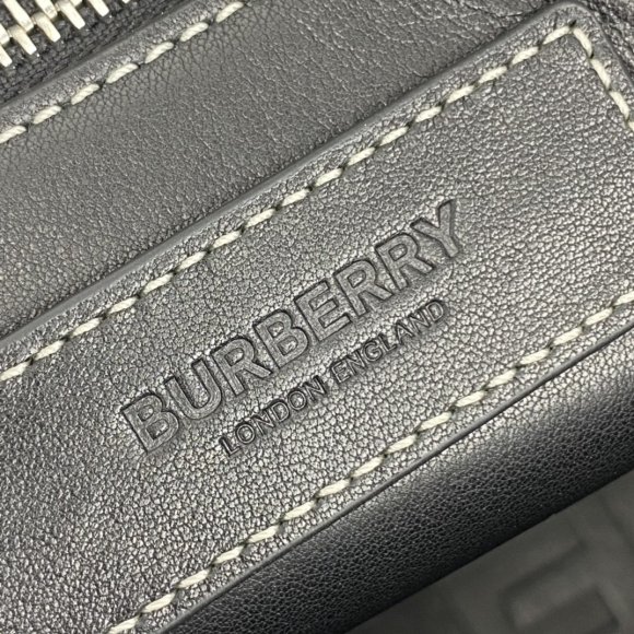 Burberry Женская сумка - мессенджер BU_1702BU8