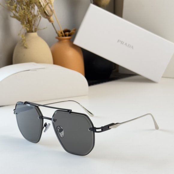 Prada - Солнцезащитные очки K2_2207PR9 Prada - Солнцезащитные очки K2_2207PR9