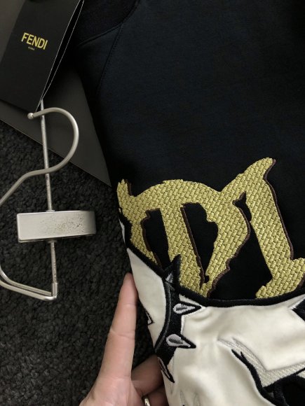 Fendi - Мужская кофта свитшот CF_2609FE3 Fendi - Мужская кофта свитшот CF_2609FE3