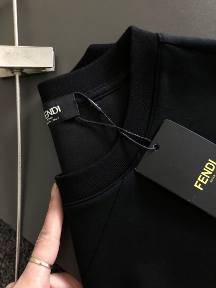Fendi - Мужская кофта свитшот CF_2609FE3 Fendi - Мужская кофта свитшот CF_2609FE3