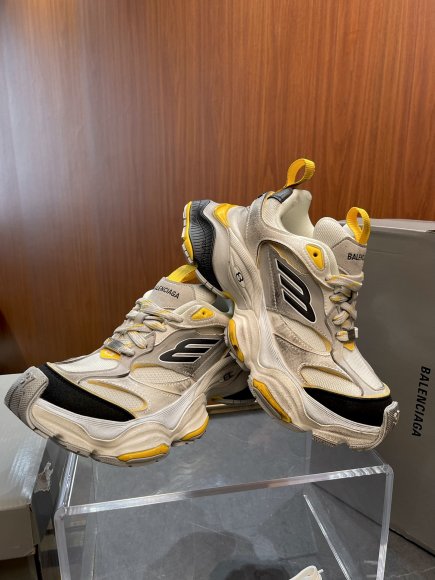 Balenciaga Cargo - Женские кроссовки RR_2410BA1W Balenciaga Cargo - Женские кроссовки RR_2410BA1W