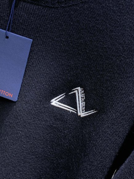 Louis Vuitton - Мужская кофта пуловер TJ_2712LV8 Louis Vuitton - Мужская кофта пуловер TJ_2712LV8